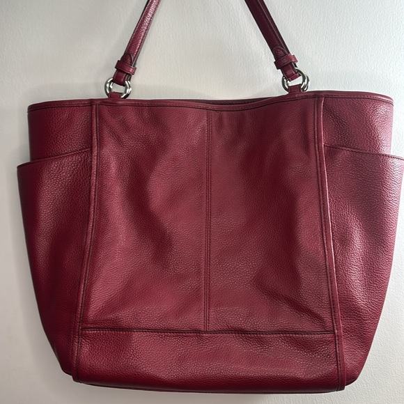 COACH Burgundy Leather Tote Bag - Picture 4 of 9